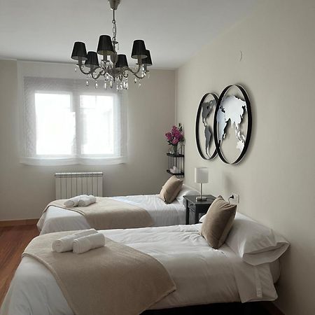 Avanza 4 Plaza Galicia Sarria Extérieur photo